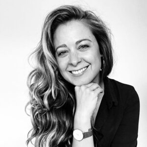 Birgit: Friseurmeisterin und Top-Stylistin in der FRISEUR LOUNGE Johannisthal, Berlin