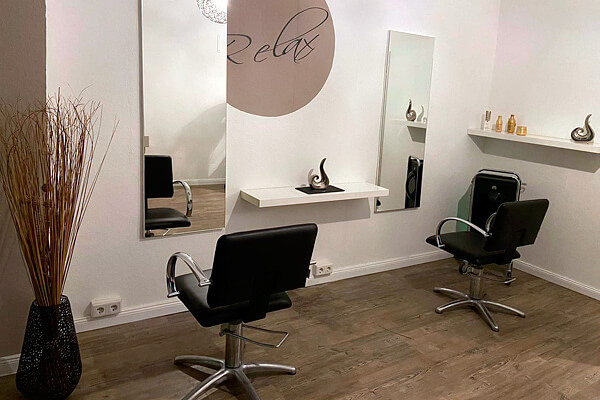 Friseursalon pro kopf style Sterndamm 7: Neue Bedienplätze mit Sicherheitsabstand